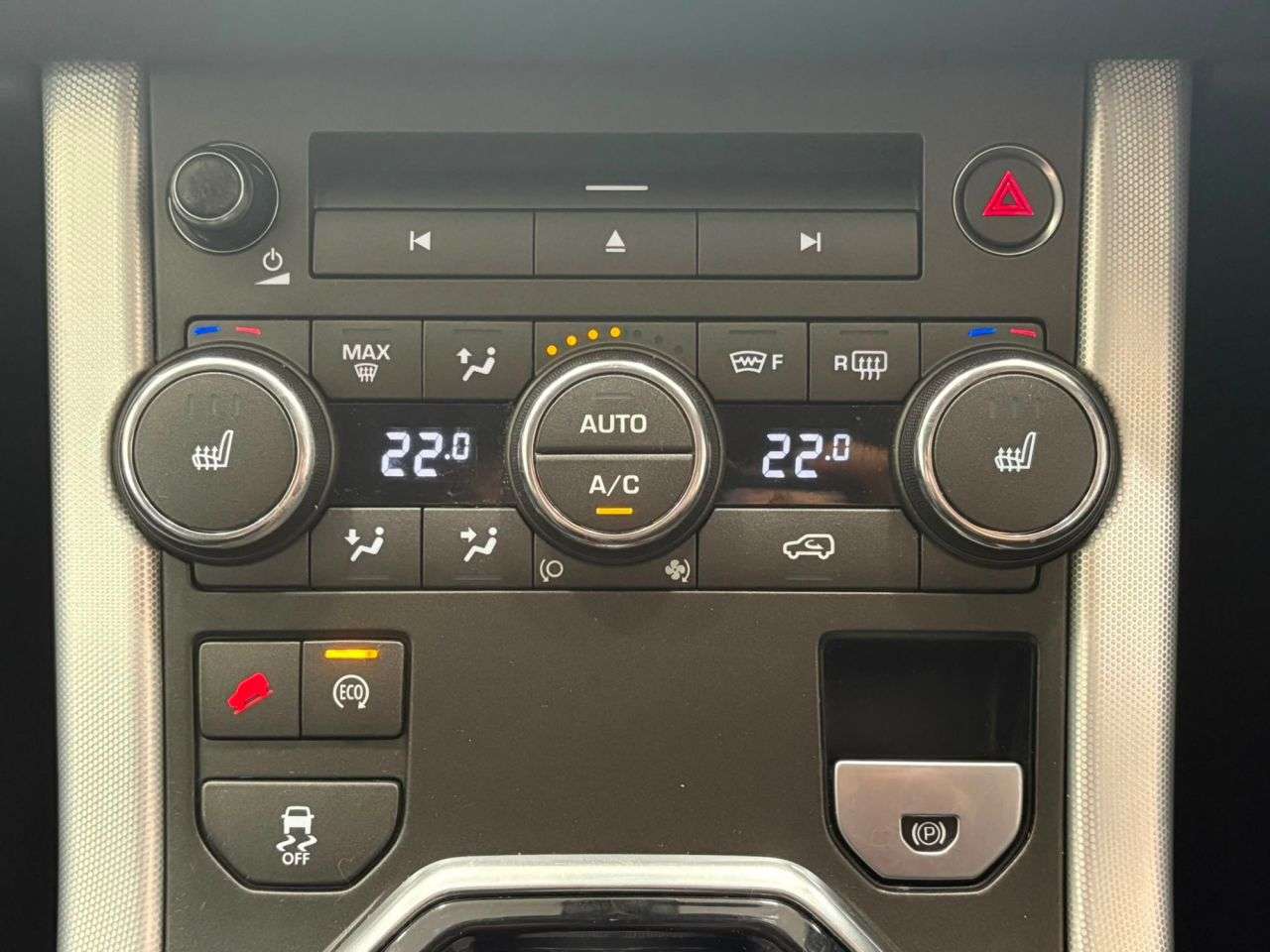 2015 LAND ROVER RANGE ROVER EVOQUE 2015 LAND ROVER RANGE ROVER EVOQUE