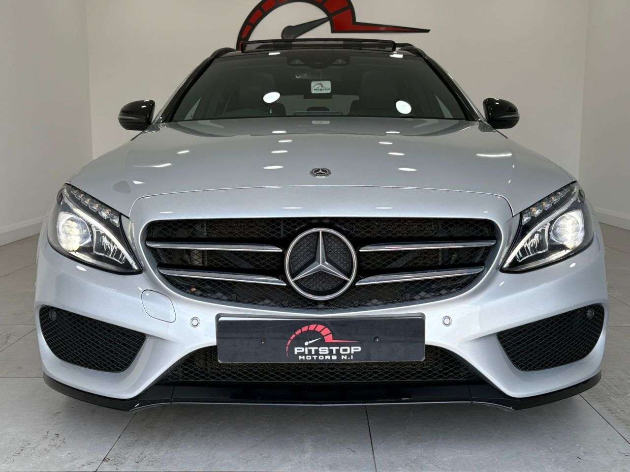 A 2018 MERCEDES-BENZ C CLASS 2.1 C250d AMG Line (Premium Plus) Estate 5dr Diesel G-Tronic+ Euro 6 (s/s) A 2018 MERCEDES-BENZ C CLASS 2.1 C250d AMG Line (Premium Plus) Estate 5dr Diesel G-Tronic+ Euro 6 (s/s)