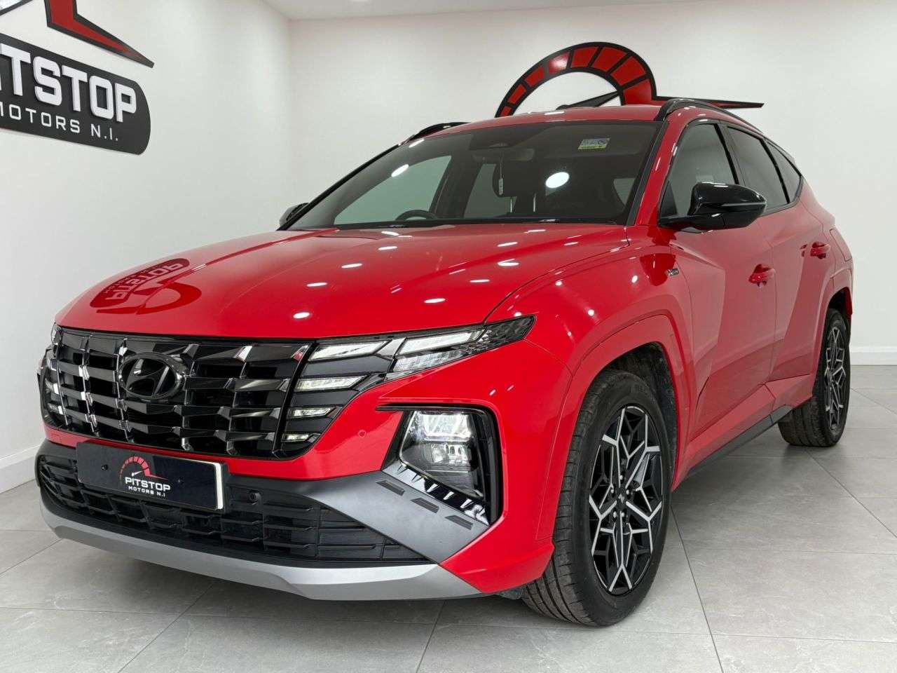 A 2022 HYUNDAI TUCSON 1.6 h T-GDi N Line SUV 5dr Petrol Hybrid Auto Euro 6 (s/s) (230 ps) A 2022 HYUNDAI TUCSON 1.6 h T-GDi N Line SUV 5dr Petrol Hybrid Auto Euro 6 (s/s) (230 ps)