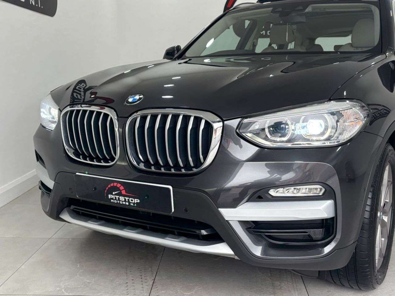A 2018 BMW X3 2.0 20d xLine SUV 5dr Diesel Auto xDrive Euro 6 (s/s) (190 ps) A 2018 BMW X3 2.0 20d xLine SUV 5dr Diesel Auto xDrive Euro 6 (s/s) (190 ps)