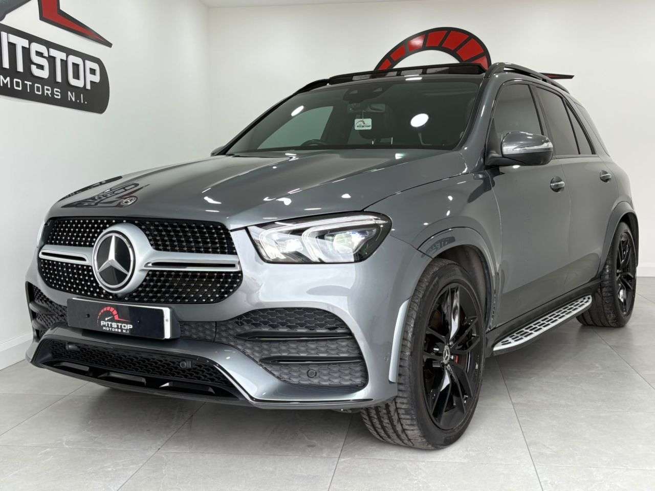 A 2020 MERCEDES-BENZ GLE 2.9 GLE350d AMG Line (Premium Plus) SUV 5dr Diesel G-Tronic 4MATIC Euro 6 ( A 2020 MERCEDES-BENZ GLE 2.9 GLE350d AMG Line (Premium Plus) SUV 5dr Diesel G-Tronic 4MATIC Euro 6 (
