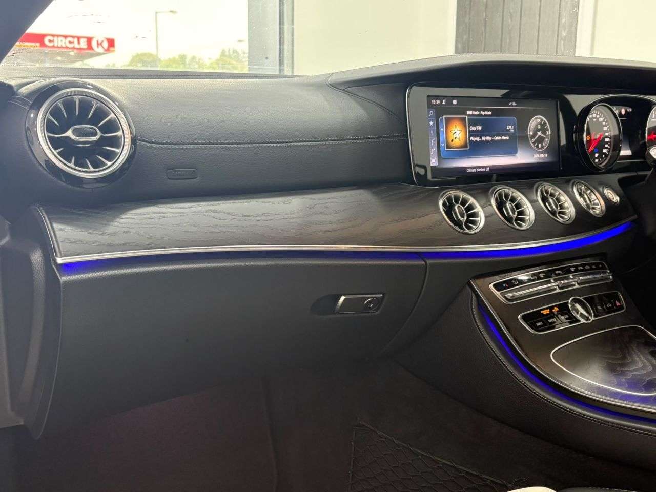 2017 MERCEDES-BENZ E CLASS 2017 MERCEDES-BENZ E CLASS