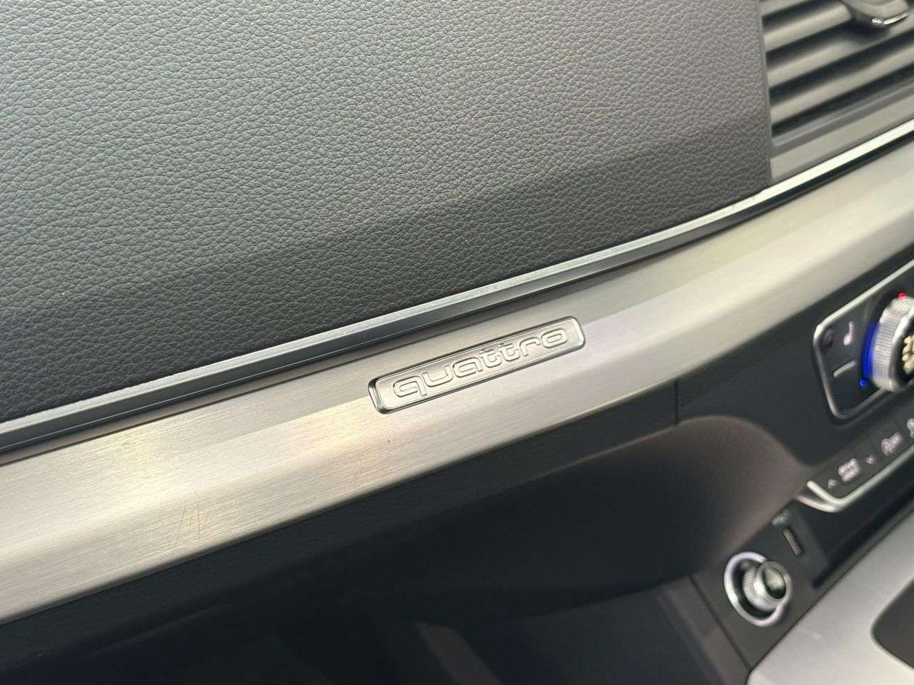 2019 AUDI Q5 2019 AUDI Q5