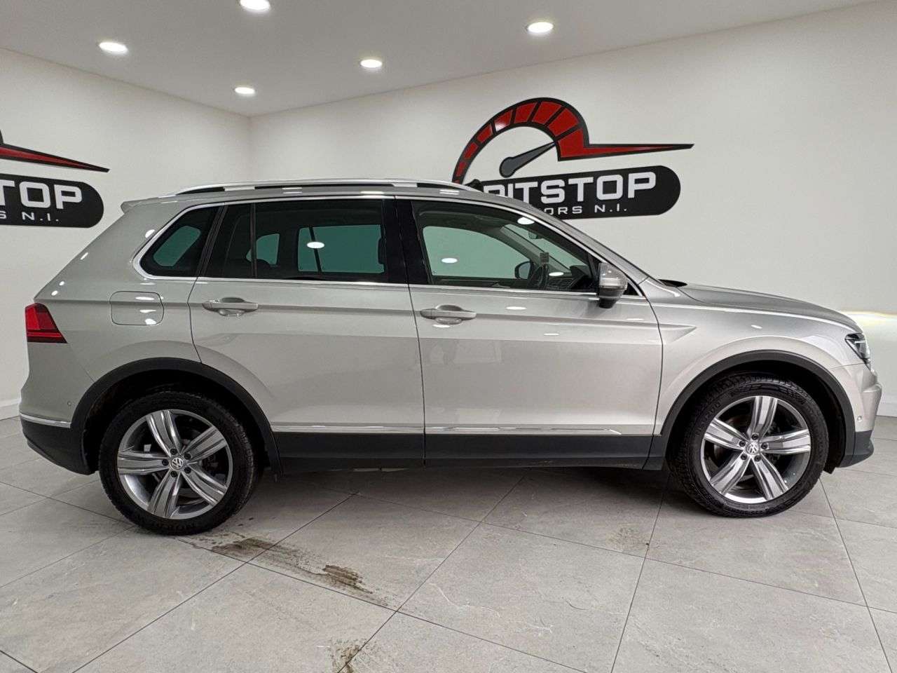 2019 VOLKSWAGEN TIGUAN 2019 VOLKSWAGEN TIGUAN