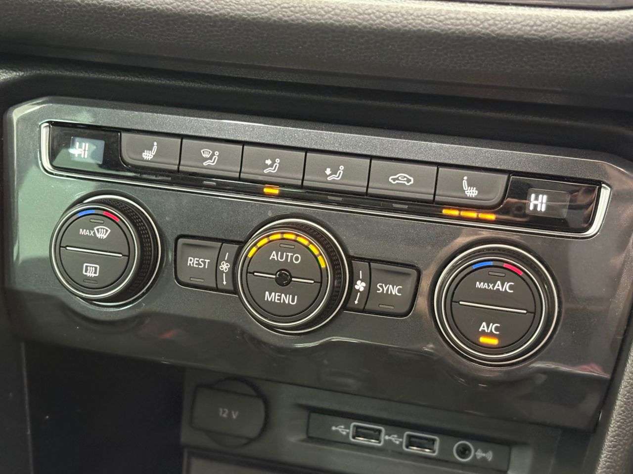 2019 VOLKSWAGEN TIGUAN 2019 VOLKSWAGEN TIGUAN
