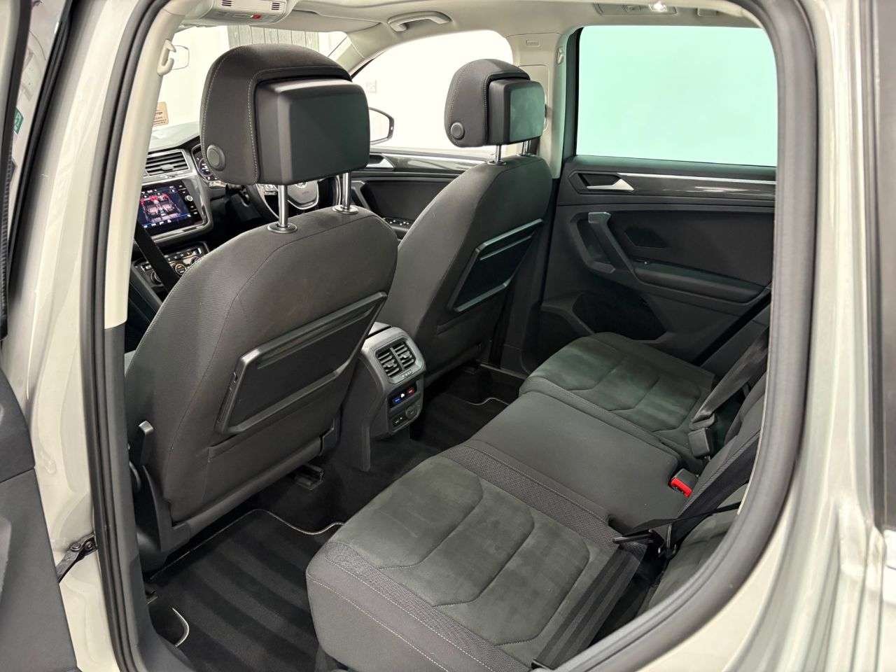 2019 VOLKSWAGEN TIGUAN 2019 VOLKSWAGEN TIGUAN