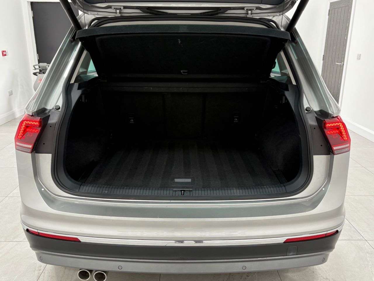 2019 VOLKSWAGEN TIGUAN 2019 VOLKSWAGEN TIGUAN