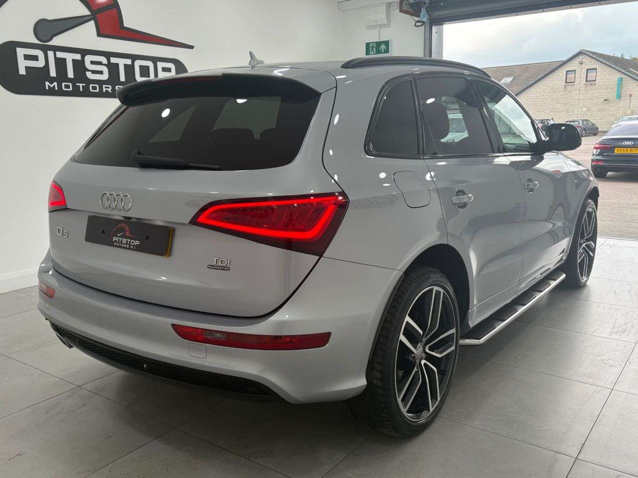 2016 AUDI Q5 2016 AUDI Q5