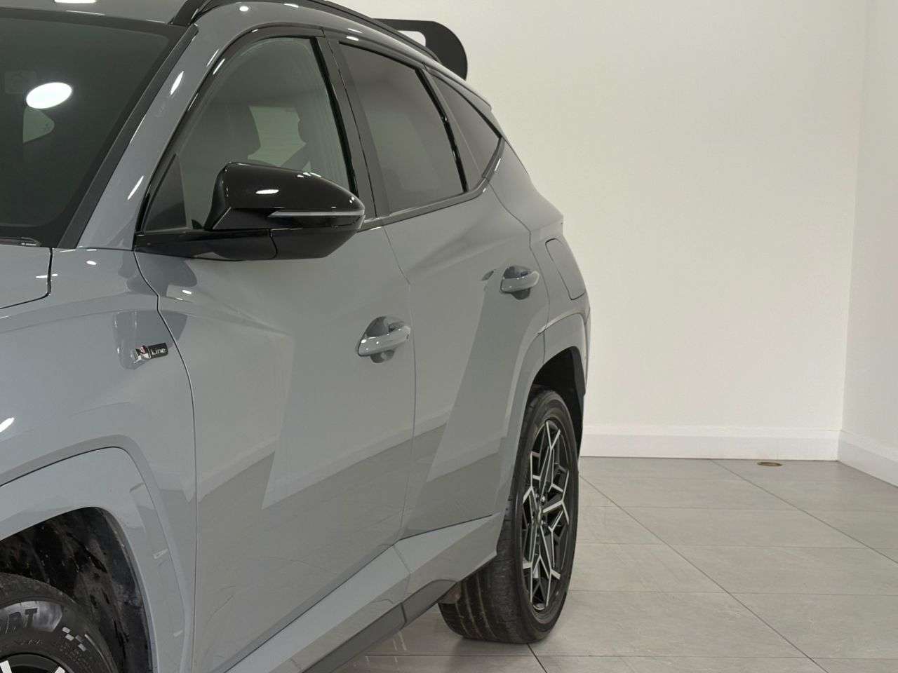 A 2022 HYUNDAI TUCSON 1.6 h T-GDi N Line SUV 5dr Petrol Hybrid Auto Euro 6 (s/s) (230 ps) A 2022 HYUNDAI TUCSON 1.6 h T-GDi N Line SUV 5dr Petrol Hybrid Auto Euro 6 (s/s) (230 ps)