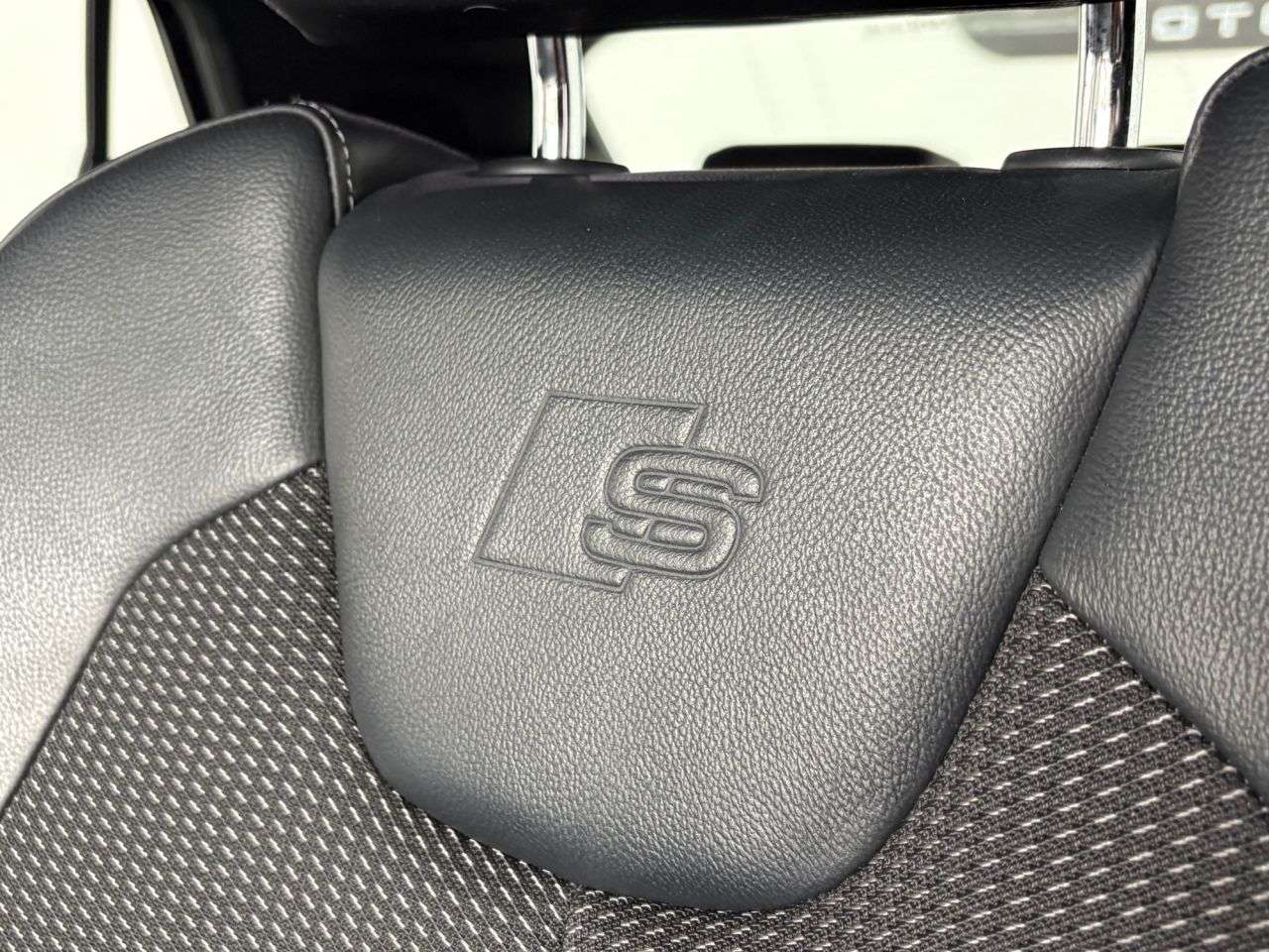 2018 AUDI Q2 2018 AUDI Q2