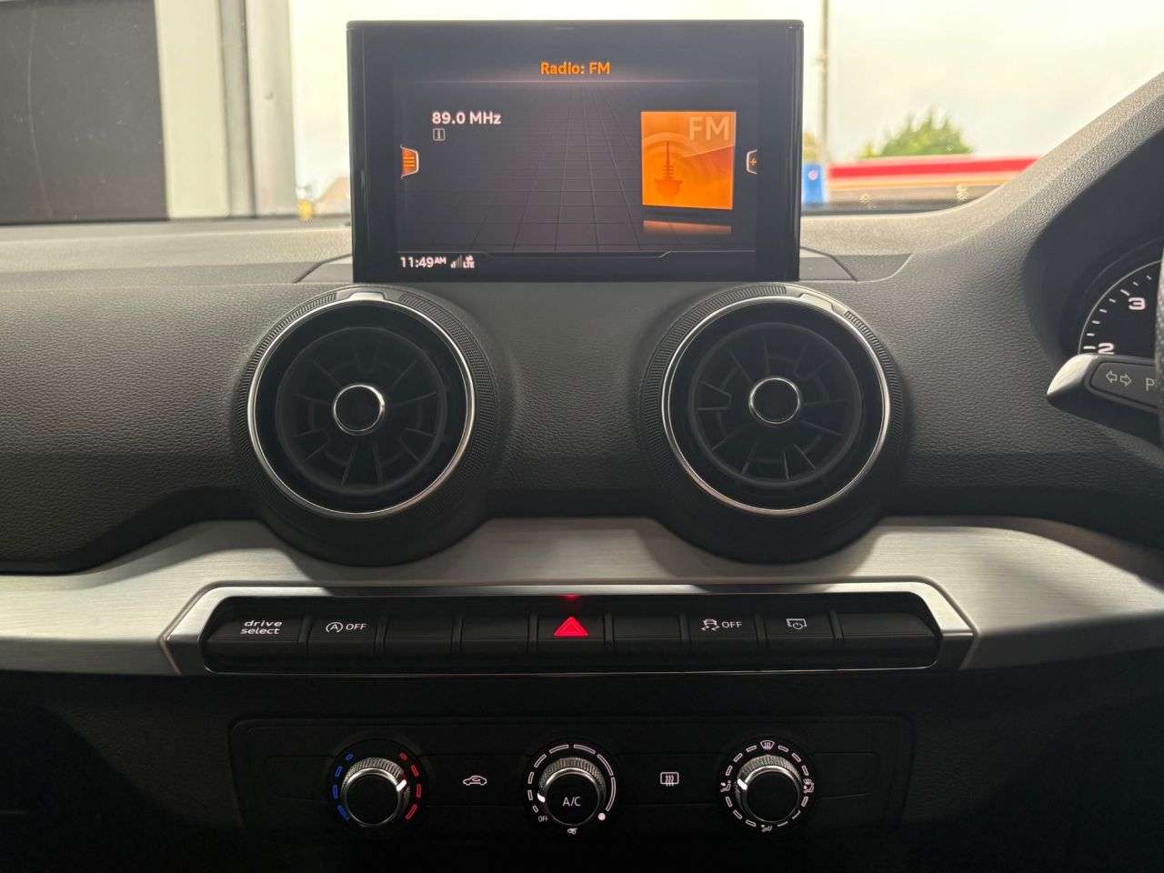 2018 AUDI Q2 2018 AUDI Q2