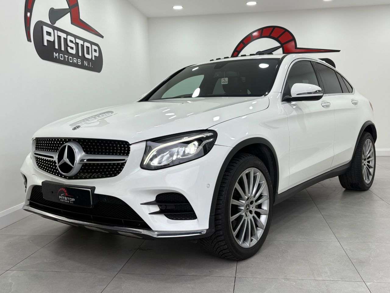 A 2018 MERCEDES-BENZ GLC 2.1 GLC250d AMG Line (Premium) Coupe 5dr Diesel G-Tronic+ 4MATIC Euro 6 (s/ A 2018 MERCEDES-BENZ GLC 2.1 GLC250d AMG Line (Premium) Coupe 5dr Diesel G-Tronic+ 4MATIC Euro 6 (s/