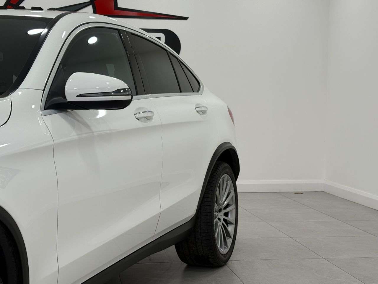 A 2018 MERCEDES-BENZ GLC 2.1 GLC250d AMG Line (Premium) Coupe 5dr Diesel G-Tronic+ 4MATIC Euro 6 (s/ A 2018 MERCEDES-BENZ GLC 2.1 GLC250d AMG Line (Premium) Coupe 5dr Diesel G-Tronic+ 4MATIC Euro 6 (s/