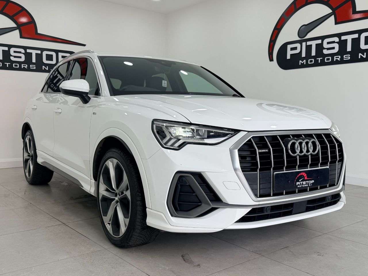 2019 AUDI Q3 2019 AUDI Q3