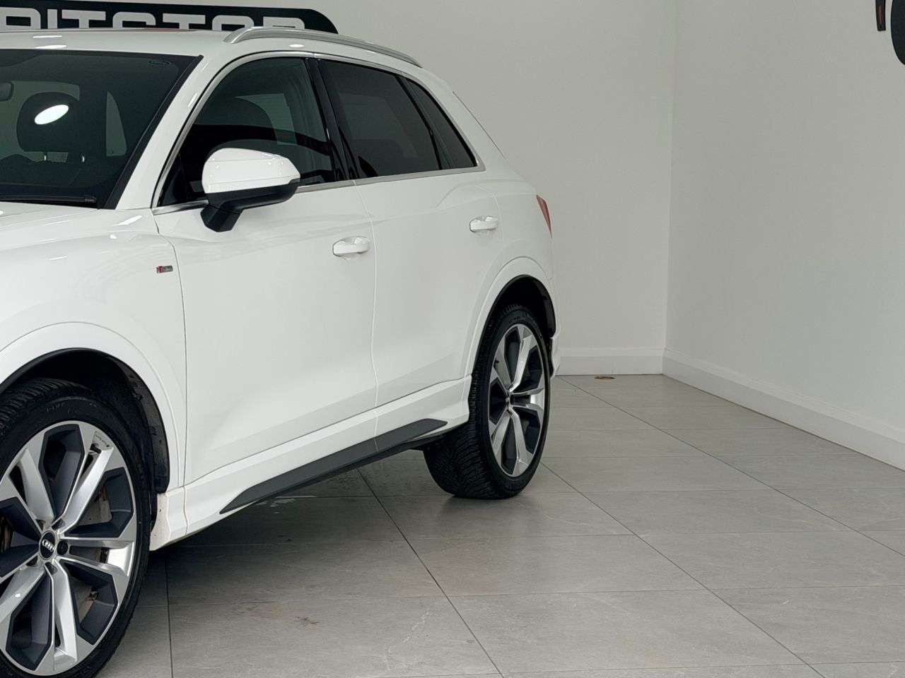 2019 AUDI Q3 2019 AUDI Q3