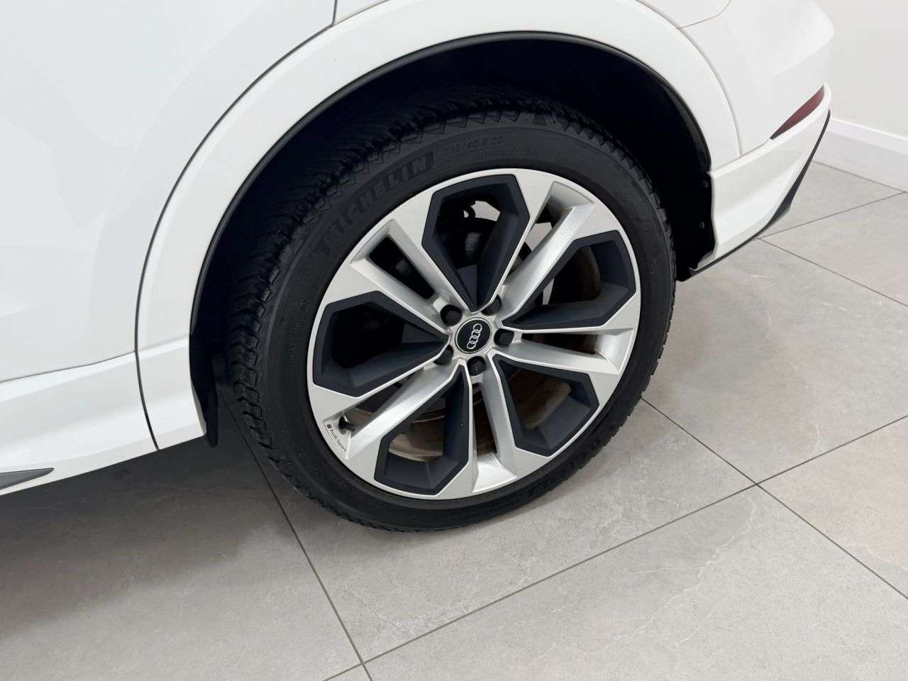 2019 AUDI Q3 2019 AUDI Q3