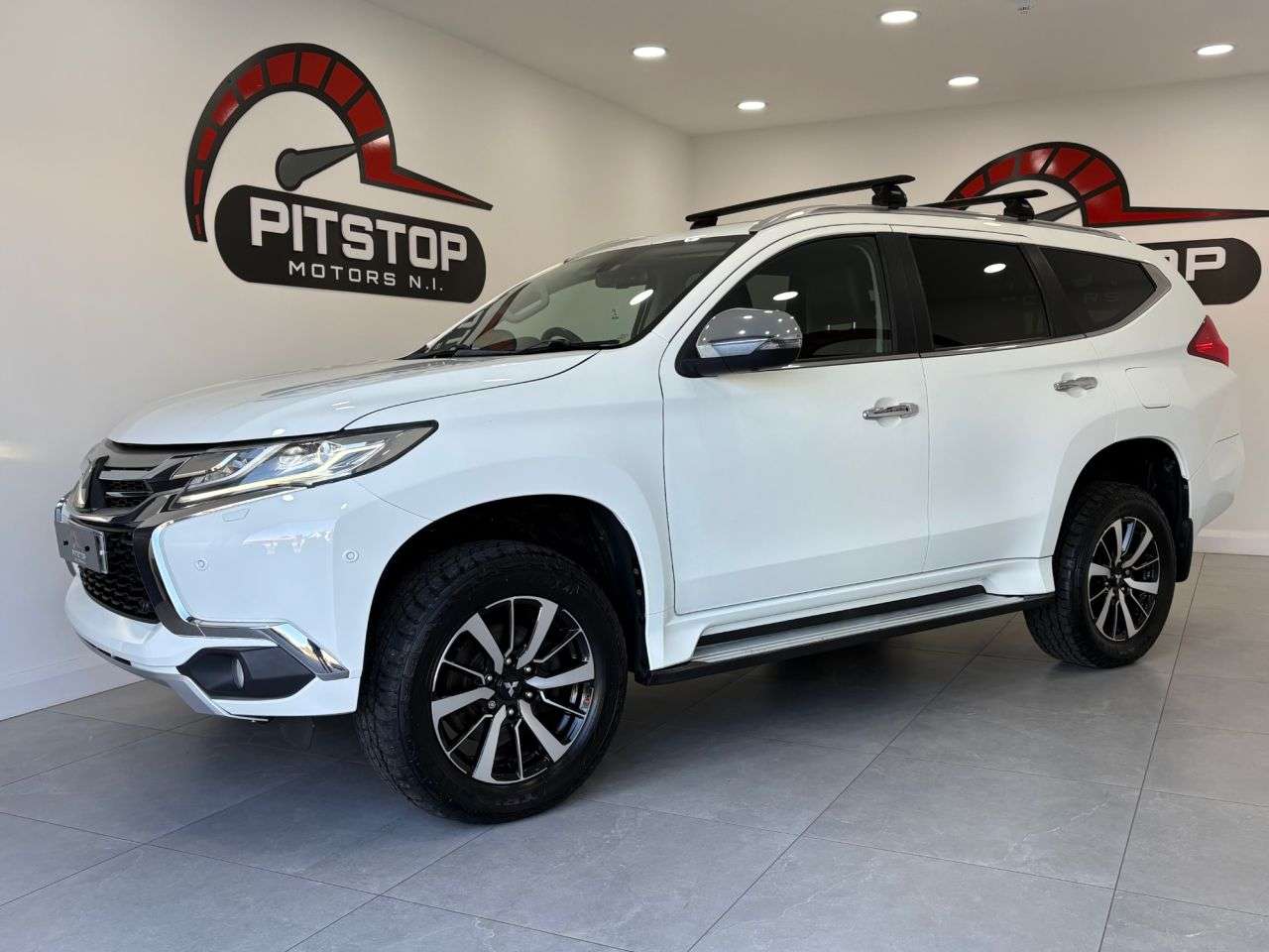 A 2019 MITSUBISHI SHOGUN SPORT 2.4D 4 SUV 5dr Diesel Auto 4WD Euro 6 (181 ps) A 2019 MITSUBISHI SHOGUN SPORT 2.4D 4 SUV 5dr Diesel Auto 4WD Euro 6 (181 ps)
