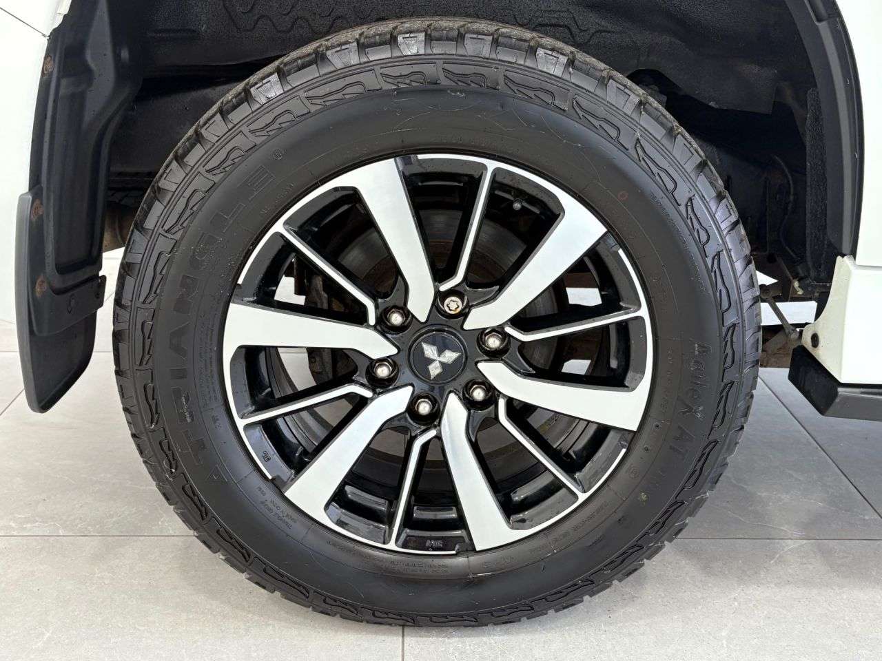 2019 MITSUBISHI SHOGUN SPORT 2019 MITSUBISHI SHOGUN SPORT