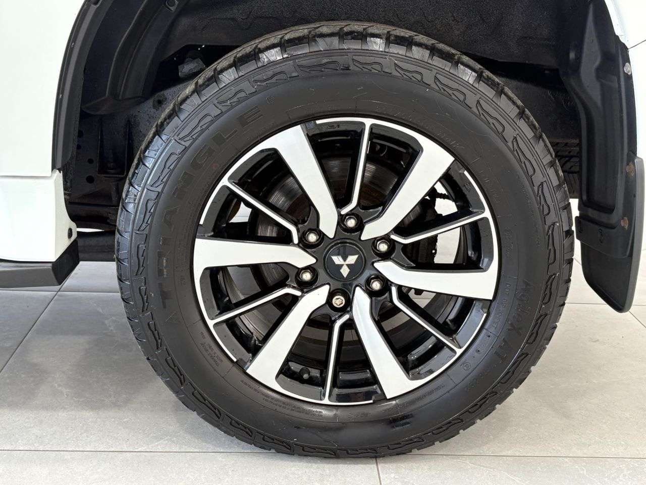 2019 MITSUBISHI SHOGUN SPORT 2019 MITSUBISHI SHOGUN SPORT