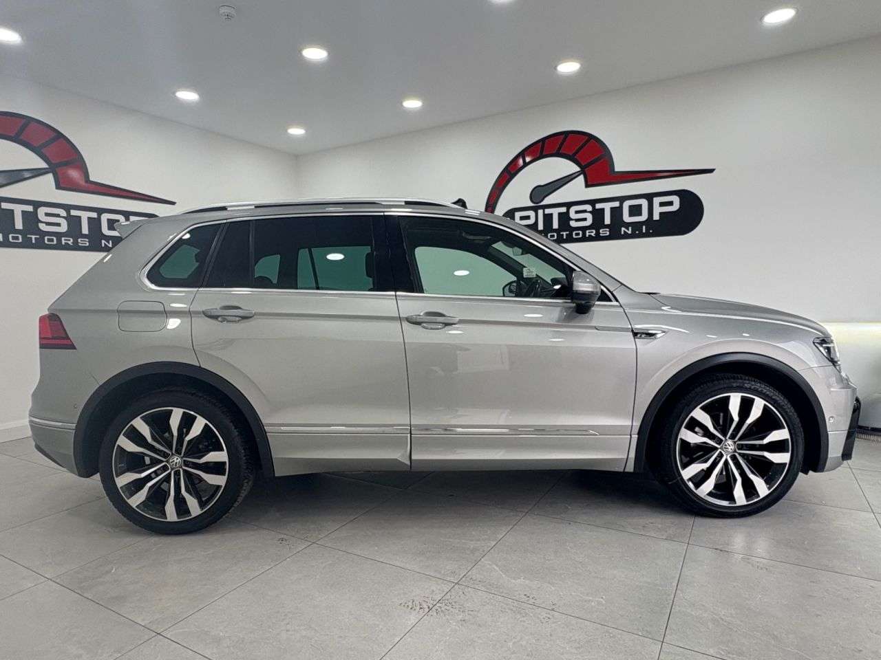 2019 VOLKSWAGEN TIGUAN 2019 VOLKSWAGEN TIGUAN