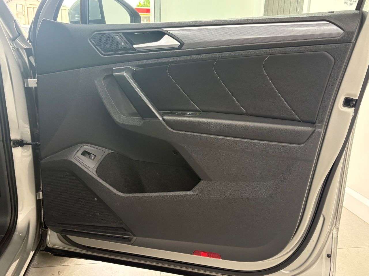 2019 VOLKSWAGEN TIGUAN 2019 VOLKSWAGEN TIGUAN
