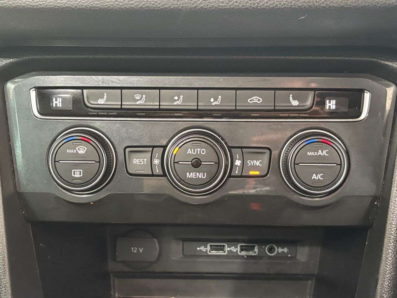 2019 VOLKSWAGEN TIGUAN 2019 VOLKSWAGEN TIGUAN
