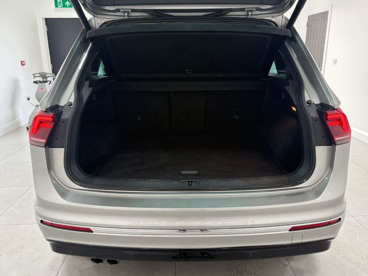 2019 VOLKSWAGEN TIGUAN 2019 VOLKSWAGEN TIGUAN