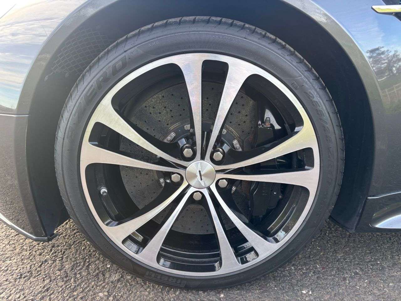 2014 ASTON MARTIN VANTAGE 2014 ASTON MARTIN VANTAGE