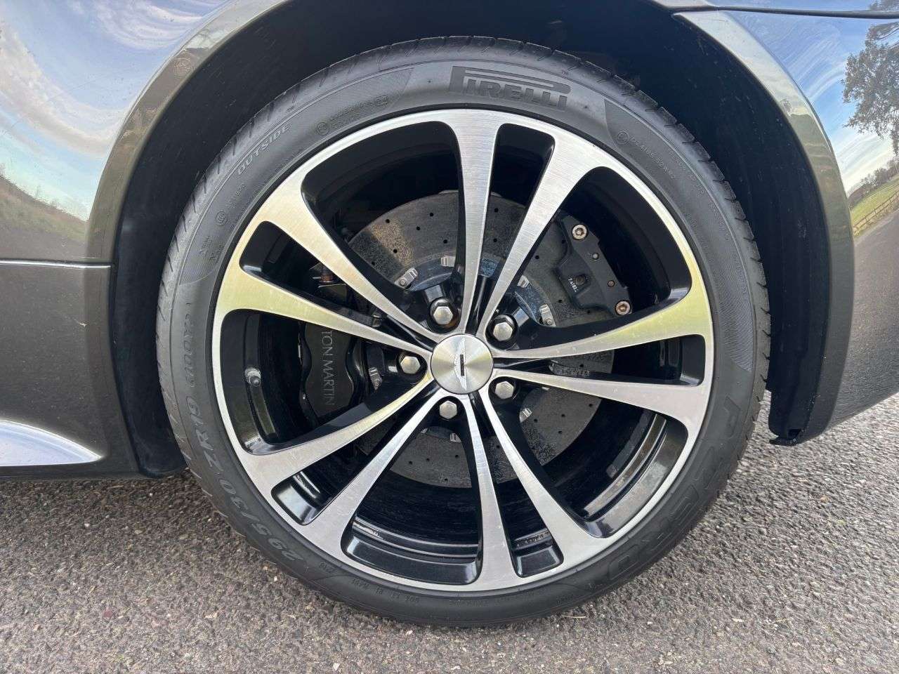 2014 ASTON MARTIN VANTAGE 2014 ASTON MARTIN VANTAGE