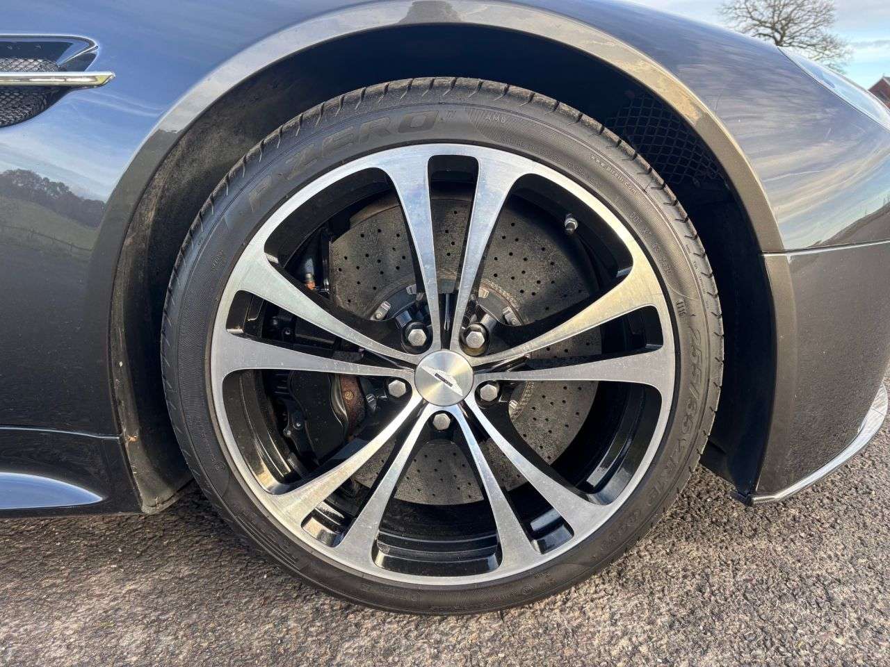 2014 ASTON MARTIN VANTAGE 2014 ASTON MARTIN VANTAGE