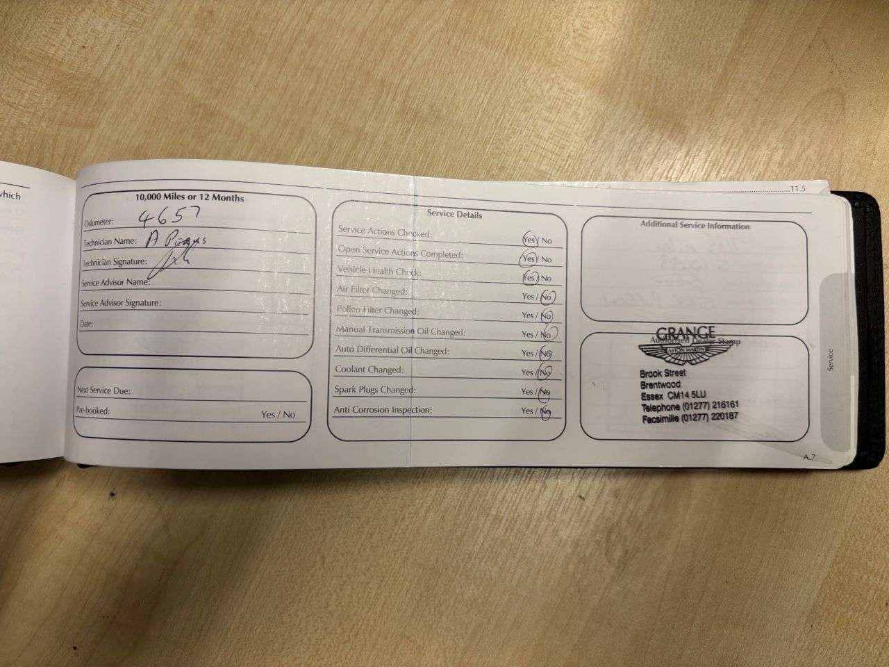 2014 ASTON MARTIN VANTAGE 2014 ASTON MARTIN VANTAGE