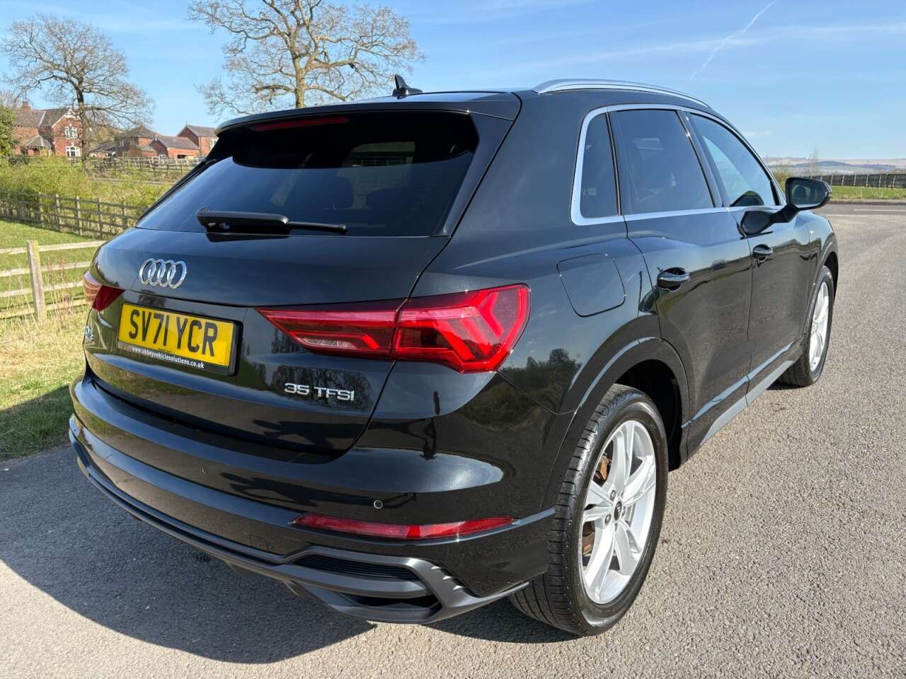 2021 AUDI Q3 2021 AUDI Q3