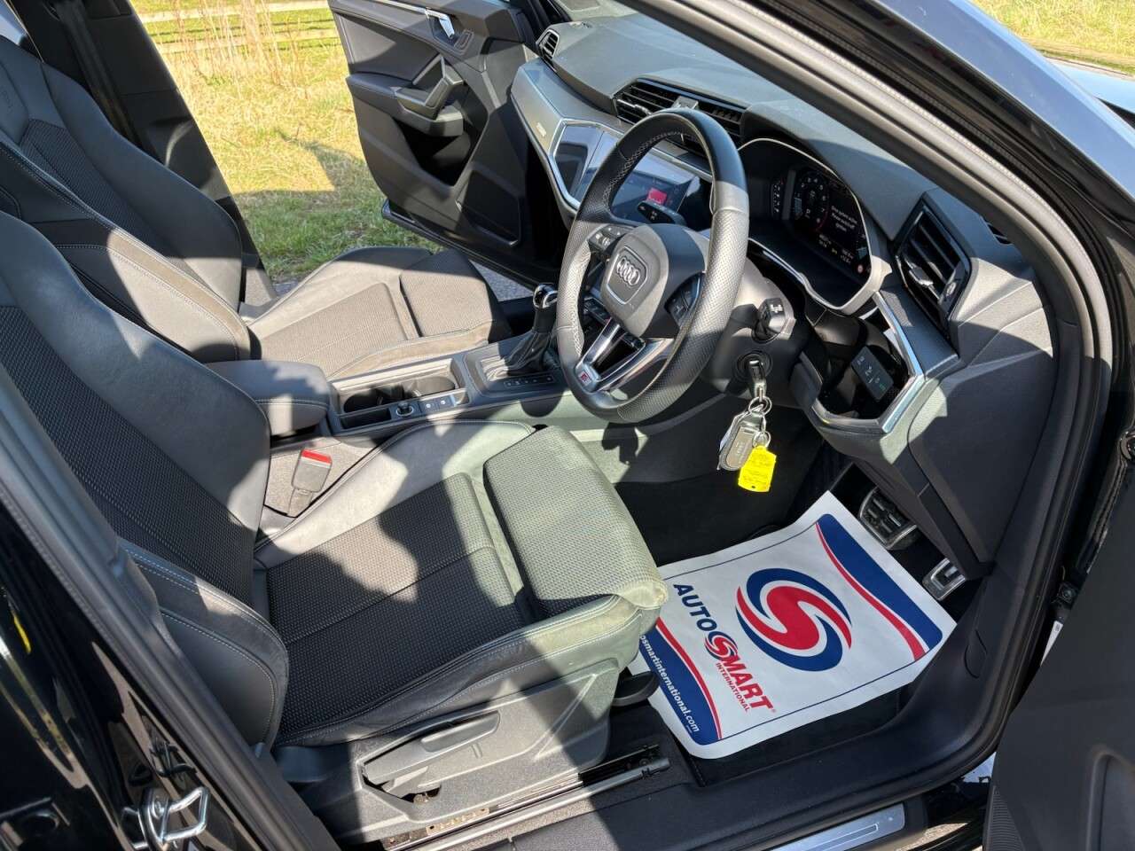 2021 AUDI Q3 2021 AUDI Q3