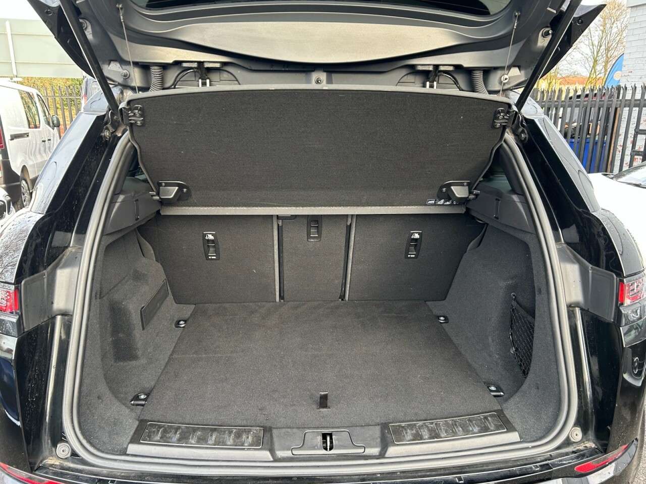 null LAND ROVER RANGE ROVER EVOQUE null LAND ROVER RANGE ROVER EVOQUE