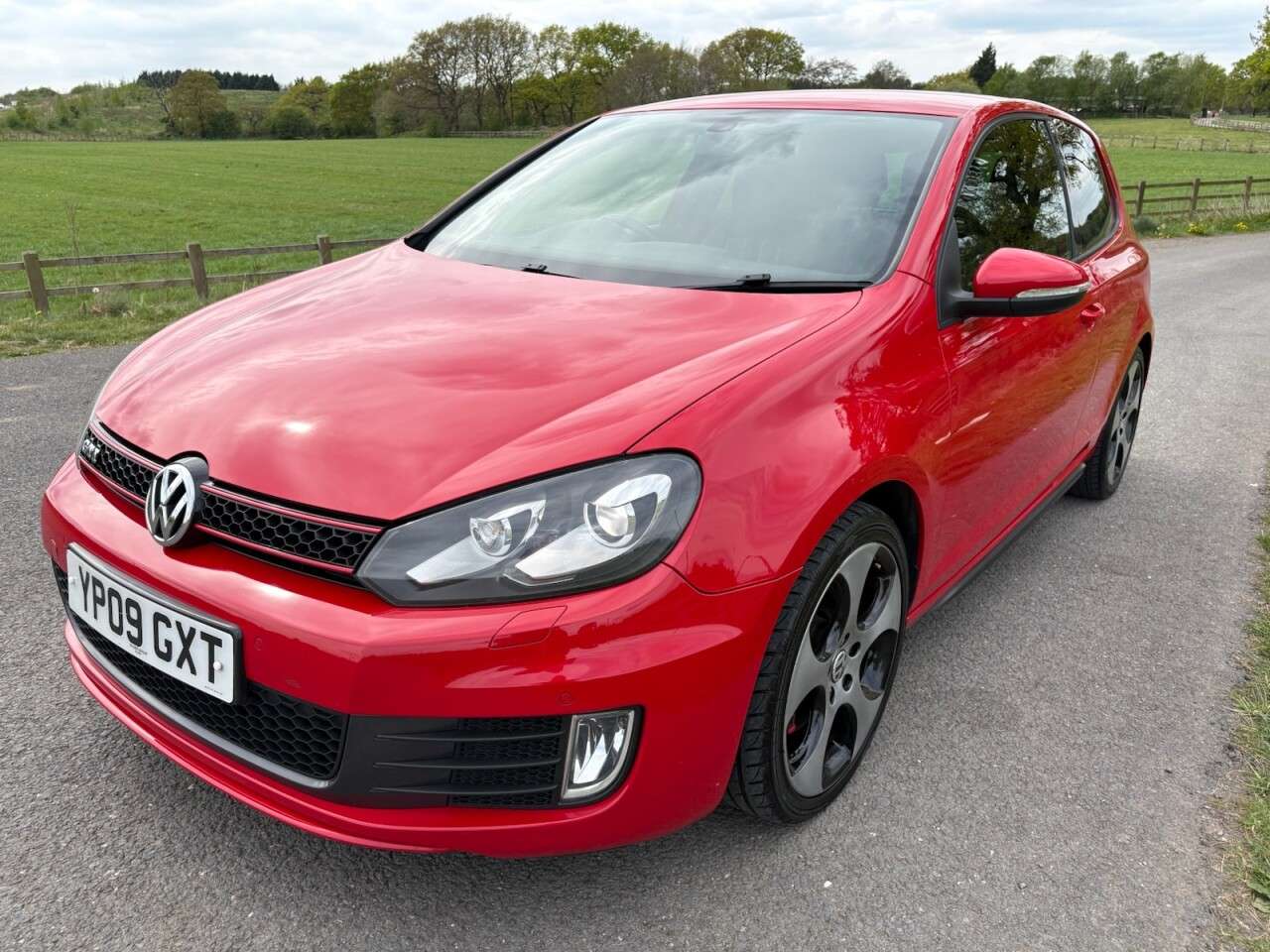 A 2009 VOLKSWAGEN GOLF 2.0 TSI GTI Hatchback 3dr Petrol Manual Euro 5 (210 ps) A 2009 VOLKSWAGEN GOLF 2.0 TSI GTI Hatchback 3dr Petrol Manual Euro 5 (210 ps)