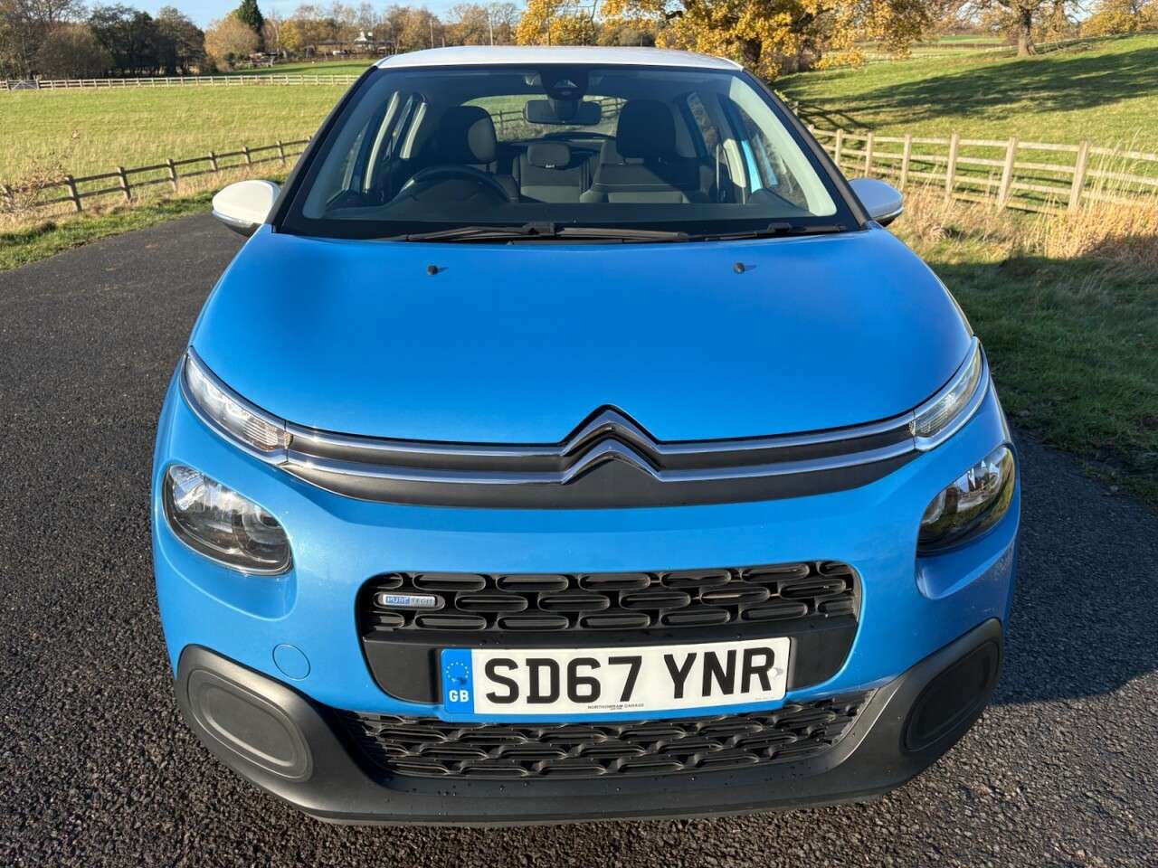 A 2017 CITROEN C3 1.2 PureTech Feel Hatchback 5dr Petrol Manual Euro 6 (82 ps) A 2017 CITROEN C3 1.2 PureTech Feel Hatchback 5dr Petrol Manual Euro 6 (82 ps)