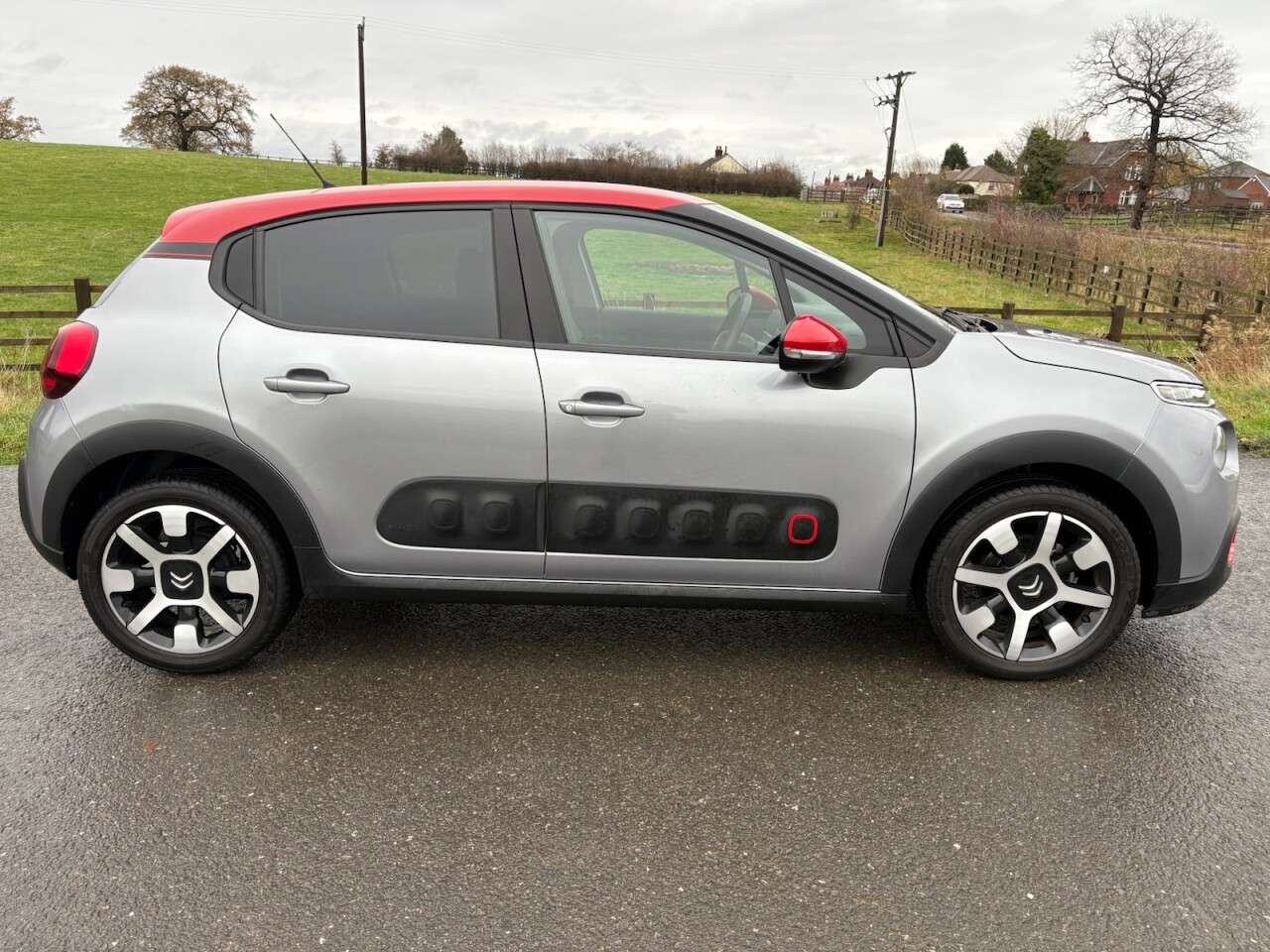 A 2019 CITROEN C3 1.2 PureTech Flair Nav Edition Hatchback 5dr Petrol Manual Euro 6 (s/s) (82 A 2019 CITROEN C3 1.2 PureTech Flair Nav Edition Hatchback 5dr Petrol Manual Euro 6 (s/s) (82