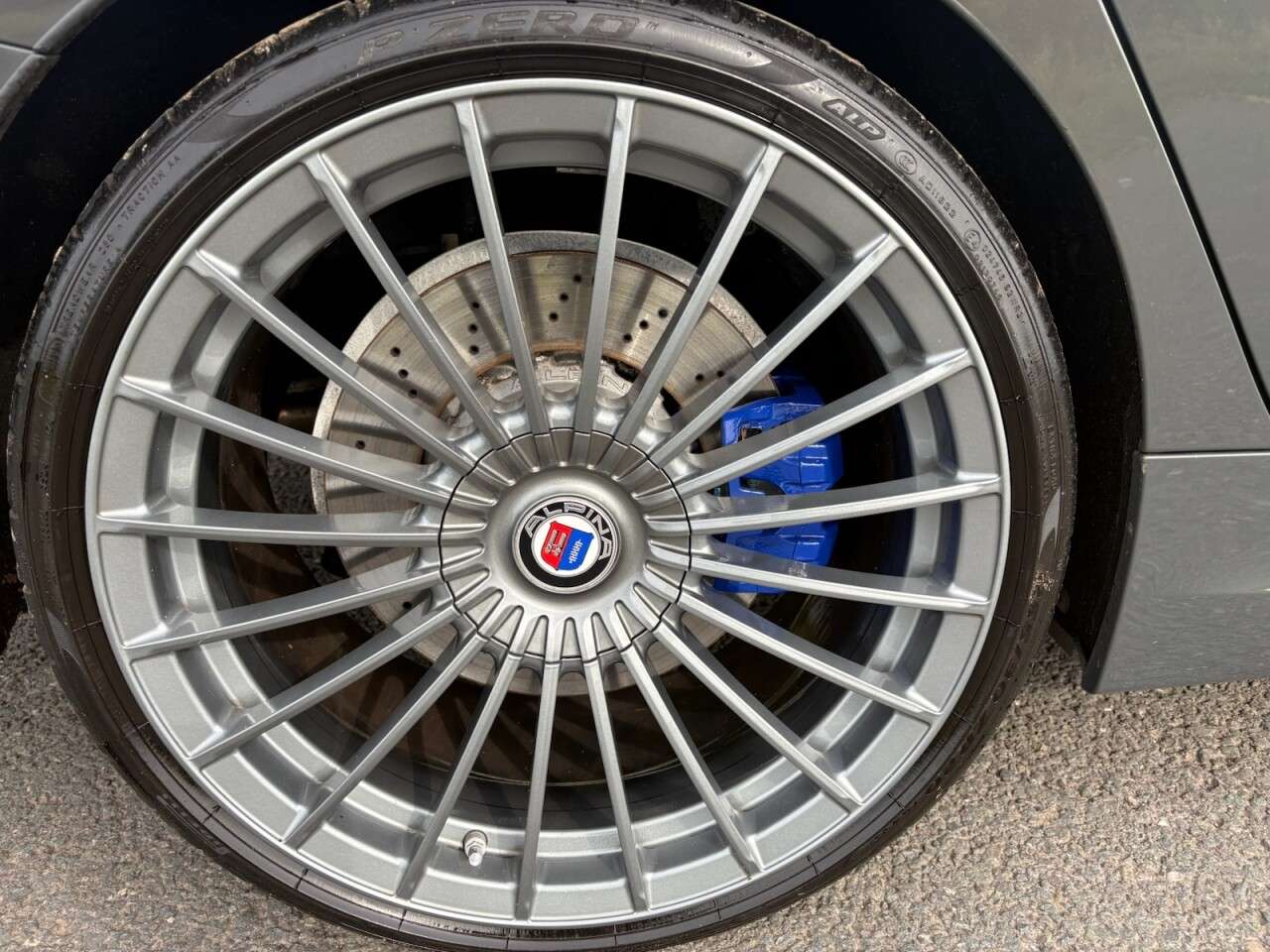 2021 BMW ALPINA B3 2021 BMW ALPINA B3