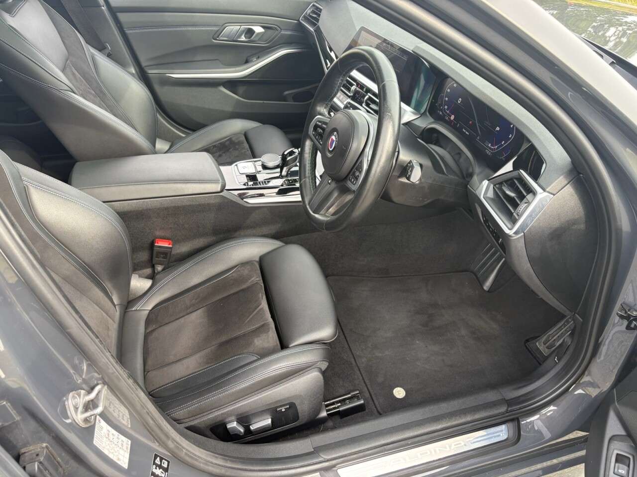 2021 BMW ALPINA B3 2021 BMW ALPINA B3