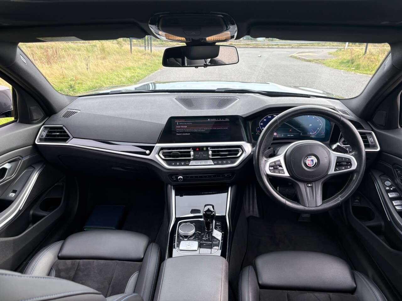 2021 BMW ALPINA B3 2021 BMW ALPINA B3