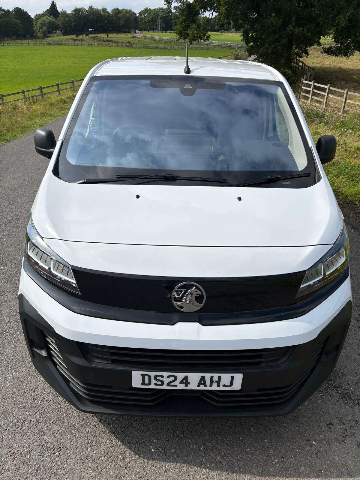 2024 VAUXHALL VIVARO 2024 VAUXHALL VIVARO