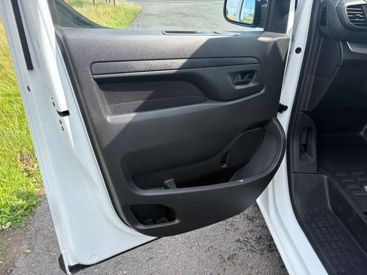 2024 VAUXHALL VIVARO 2024 VAUXHALL VIVARO