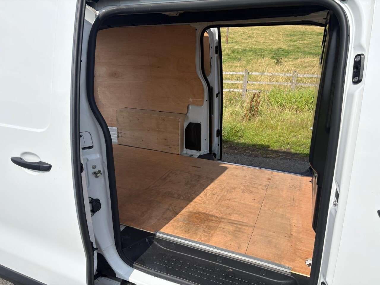 2024 VAUXHALL VIVARO 2024 VAUXHALL VIVARO