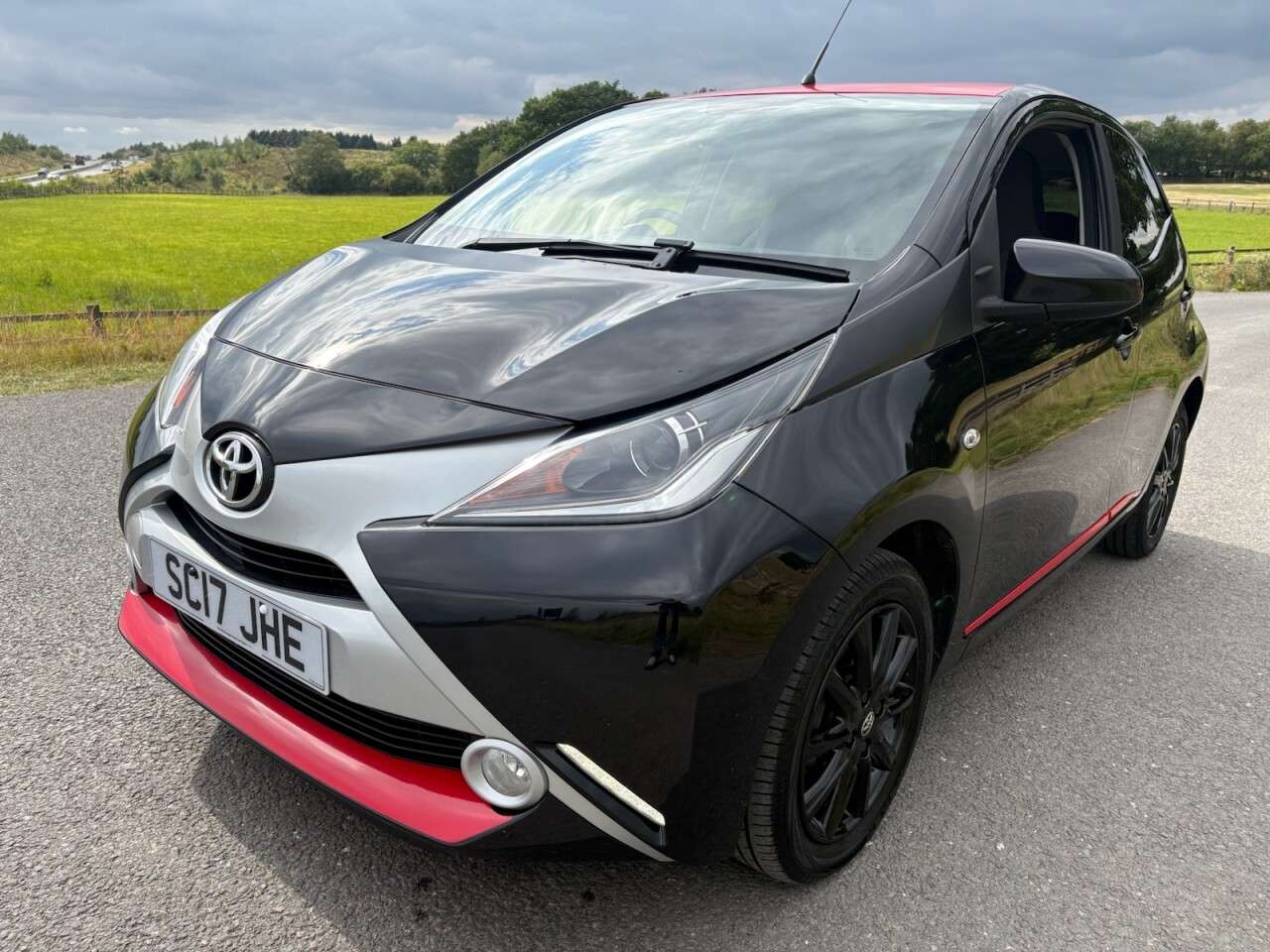 2017 TOYOTA AYGO 2017 TOYOTA AYGO