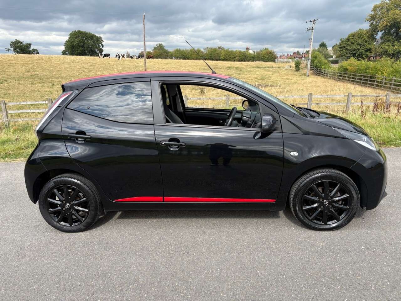 2017 TOYOTA AYGO 2017 TOYOTA AYGO