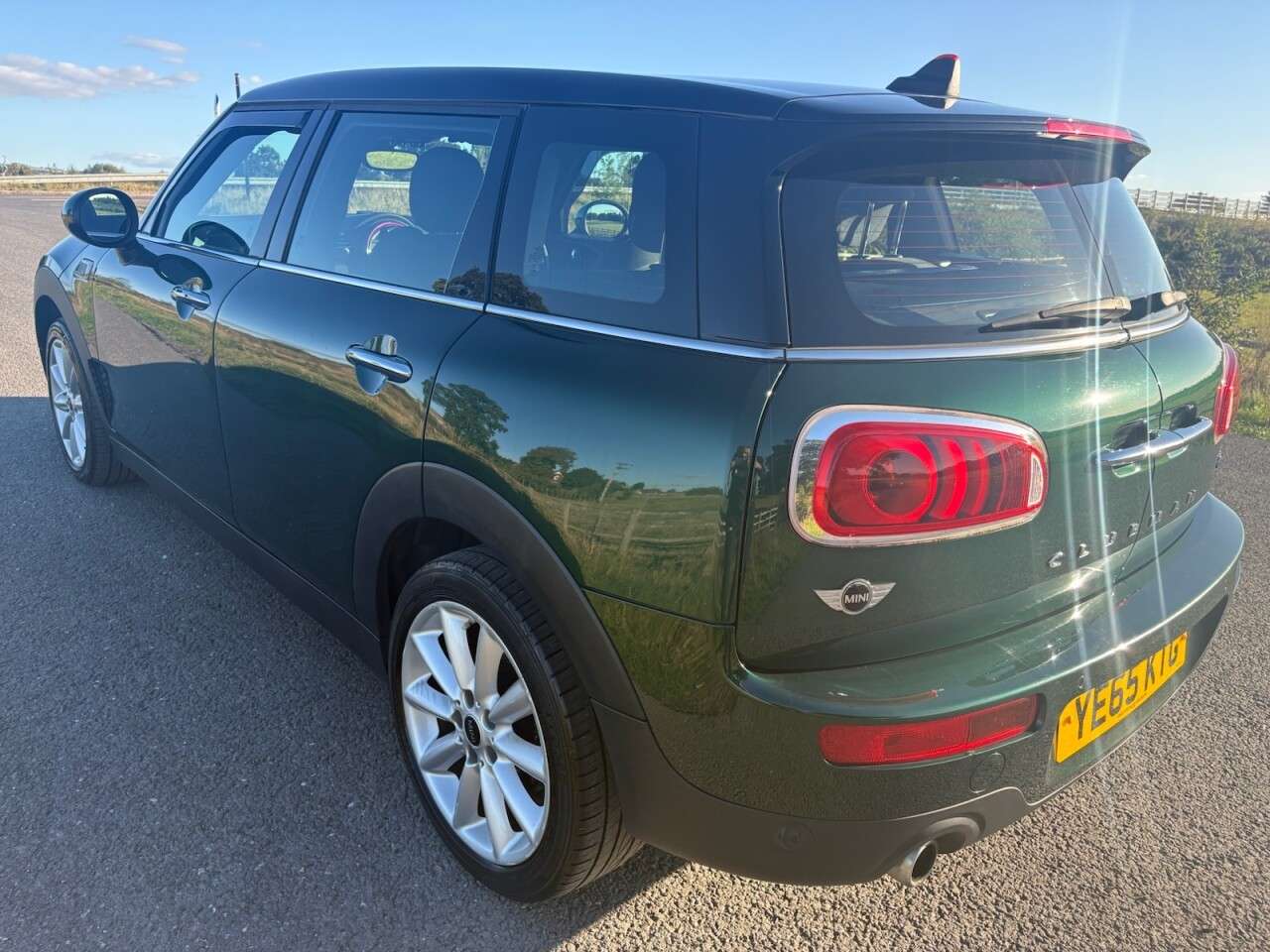 2015 MINI CLUBMAN 2015 MINI CLUBMAN
