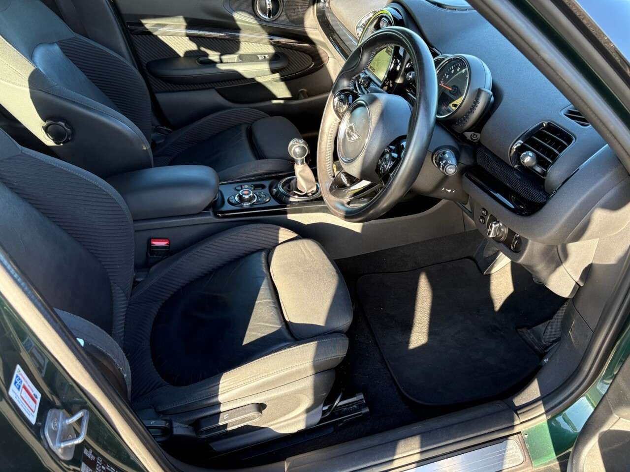 2015 MINI CLUBMAN 2015 MINI CLUBMAN