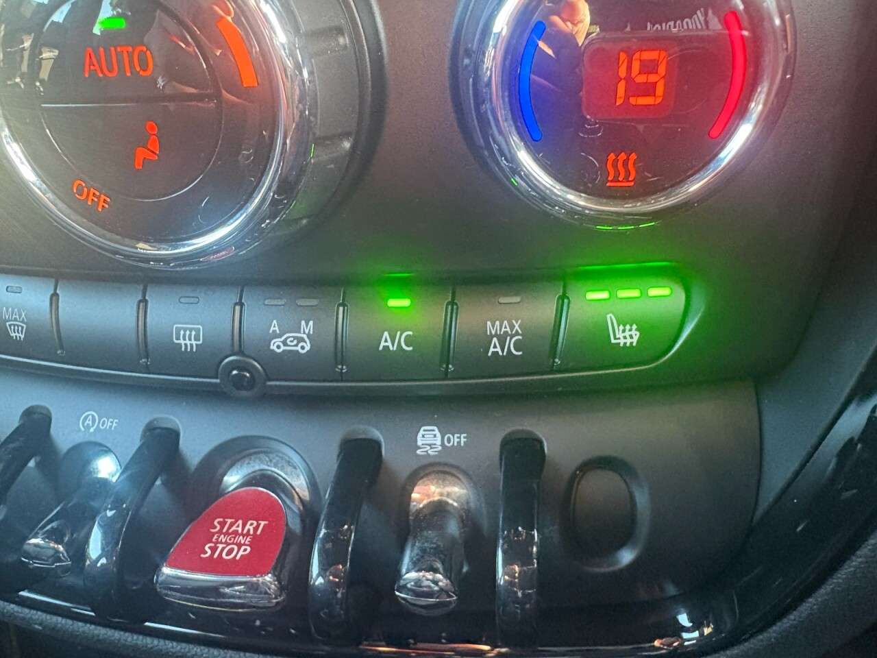 2015 MINI CLUBMAN 2015 MINI CLUBMAN