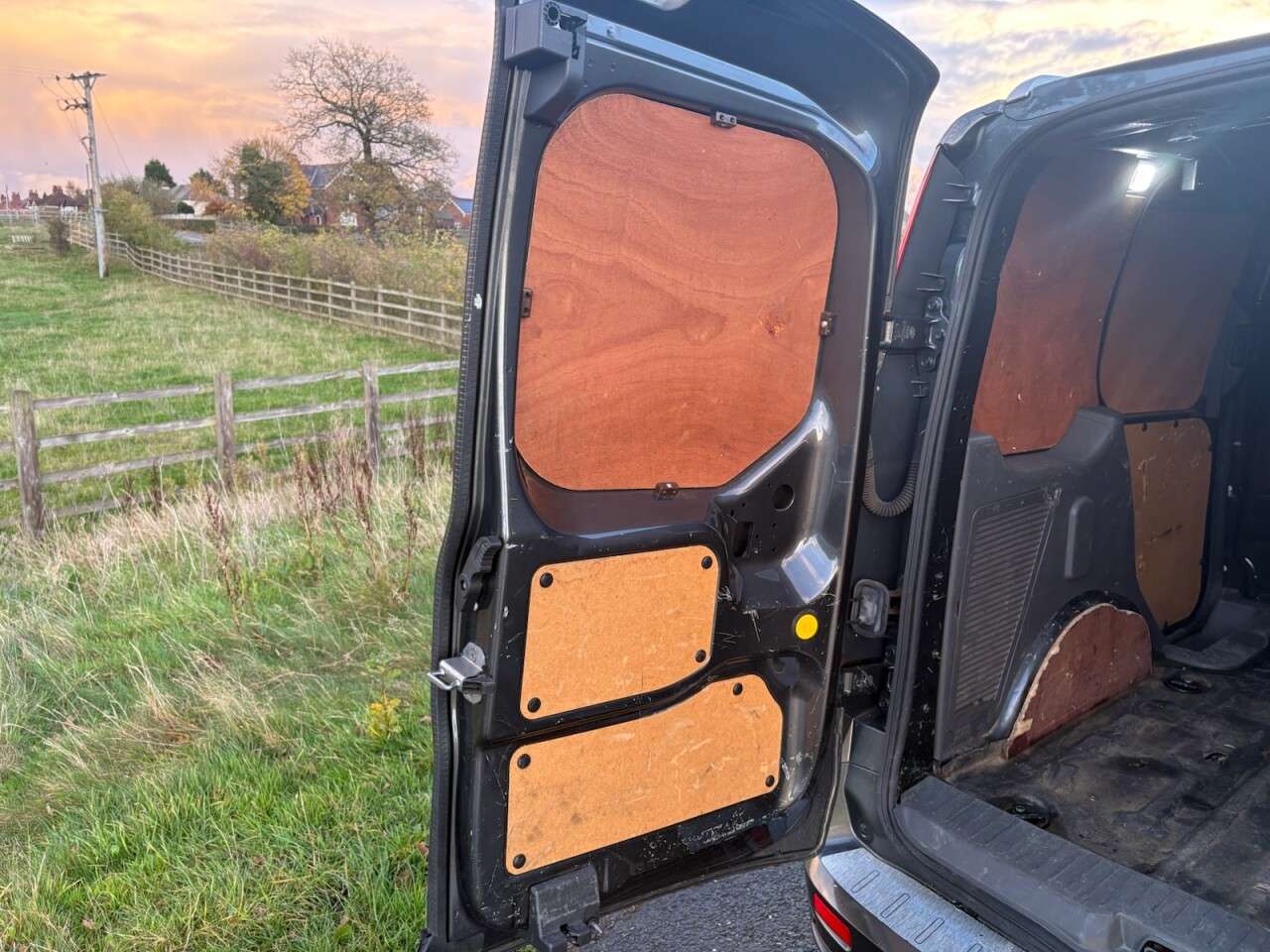 2019 FORD TRANSIT CONNECT 2019 FORD TRANSIT CONNECT