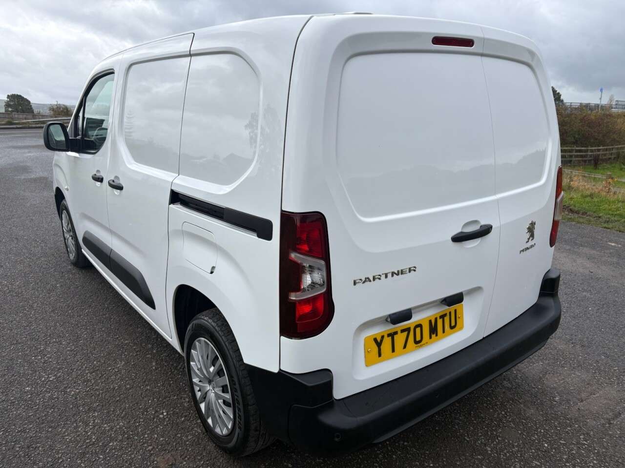 2020 PEUGEOT PARTNER 2020 PEUGEOT PARTNER